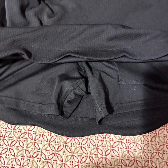 Pebble Beach black scalloped skirt - Picture 3 of 7